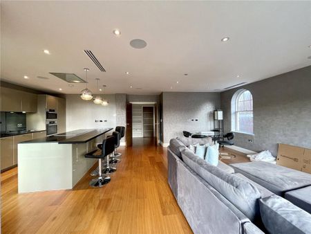 3 bedroom apartment to rent - Photo 4