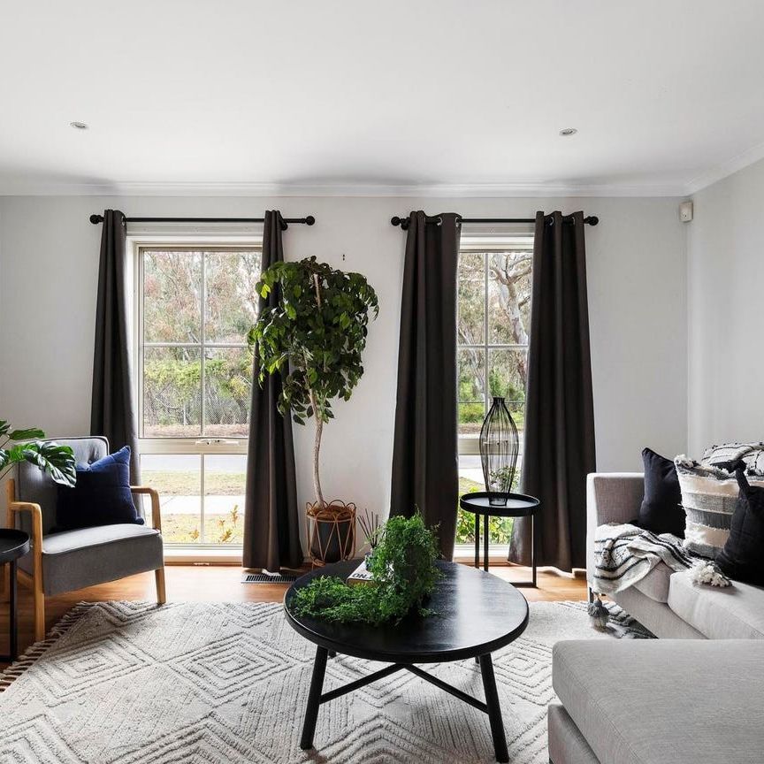 Parkside Elegance With Family Flexibility - Photo 1