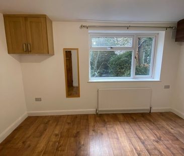 2 Bed Flat, Croydon, CR0 - Photo 6
