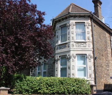 1 bedroom flat to rent - Photo 6