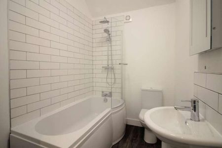 Sutton Road, Kidderminster, DY11 - Photo 3