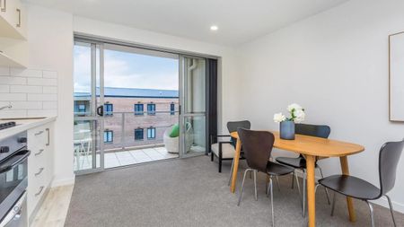 Easy Spacious Furnished Apartment Living Eden Terrace - Photo 4