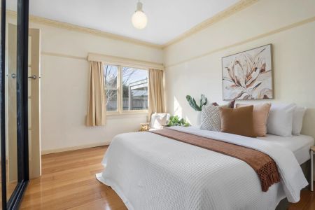 Unit 2/22 Potton Avenue, Rosebud. - Photo 4