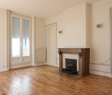 Location Appartement 3 pièces 71m² ST ETIENNE 42000 - Photo 1