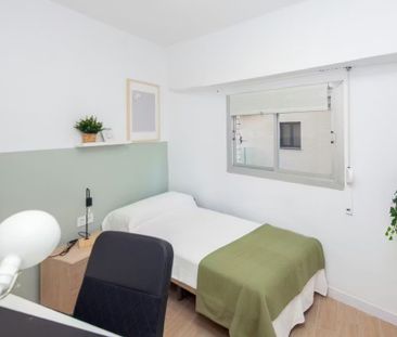 Carrer d'Almassora, Valencia, Valencian Community 46010 - Photo 4