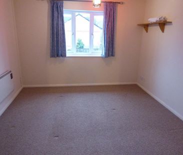 1 bedroom terraced house to rent - Photo 4