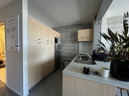 The finest residence in the finest neighbourhood - Photo 3