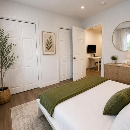 1 CH - 1 SDB - Montréal - $1,295 /mo - Photo 3