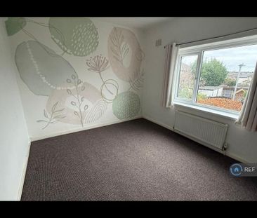 3 bedroom terraced house to rent - Photo 5