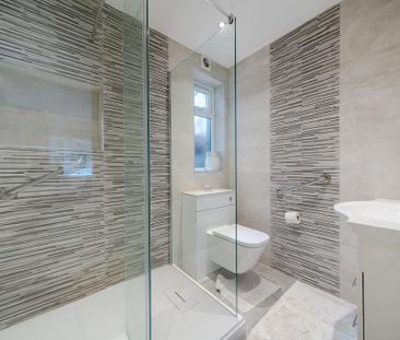 6 bedroom detached house to rent - Photo 2
