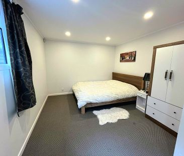 Self-Contained Guest Suite in Mairangi Bay area - Photo 5