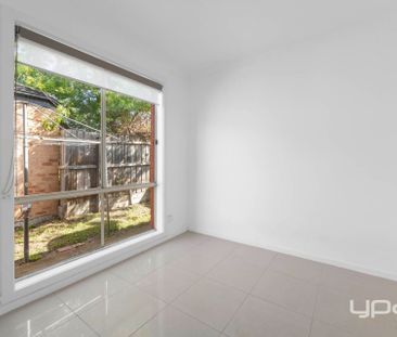 Unit in the Heart of St. Albans - Photo 5