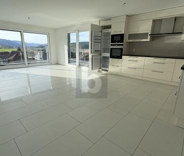 MAGNIFIQUE ATTIQUE AVEC VUE PANORAMIQUE - Foto 1