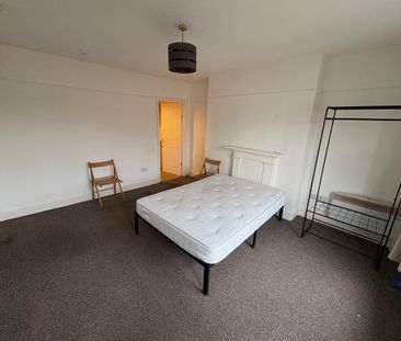 Studio to rent - Photo 6