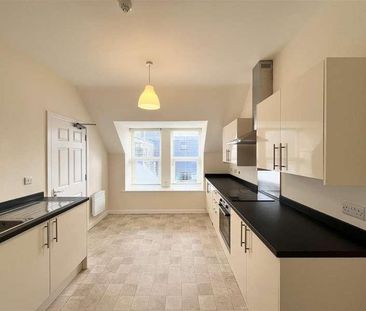 East Street, Newquay, TR7 - Photo 3