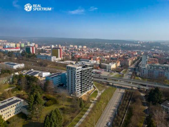 Pronájem moderního bytu 1+kk s klimatizací 35 m - Fotografie 1