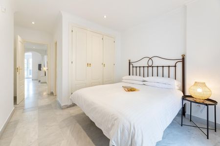 Nueva Andalucía, Nueva Andalucía, Málaga - Photo 2