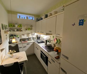 Gut geschnittene 3-Zimmerwohnung mit sanierten Badezimmer zu vermieten - Photo 4