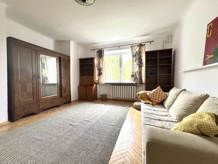 Zobacz >>> Klimatyczne M w kamienicy na Woli 38 m² - Zdjęcie 2