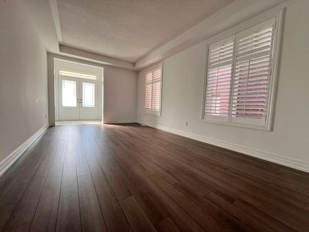 For Lease - 158 Frank Kelly Drive, East Gwillimbury, Ontario - Photo 3