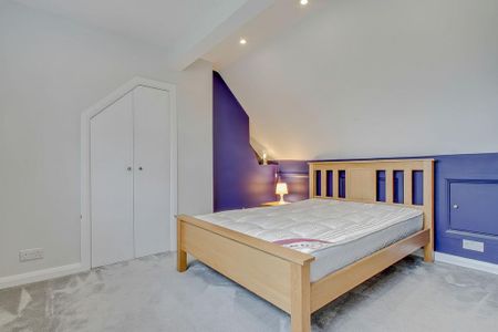 4 bedroom semi-detached house to rent - Photo 4