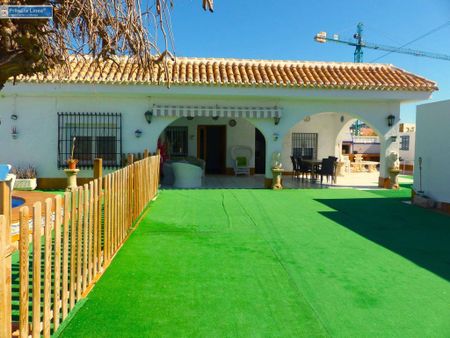 4 room luxury Detached House for rent in La Manga del Mar Menor, Spain - Photo 4