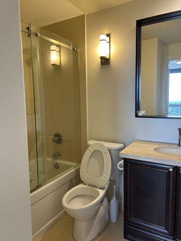 For Lease - 100 Harrison Garden Boulevard Unit# GPH23, Toronto, Ontario - Photo 3