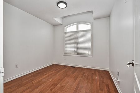 For Lease - 4227 Cole Crescent, Burlington, Ontario - Photo 5