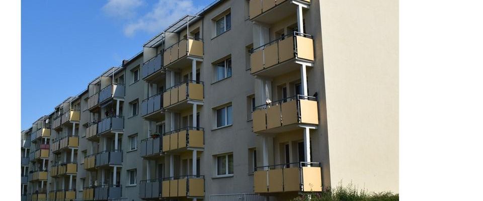 Kleine 3-Raum-Wohnung mit Balkon - Foto 1