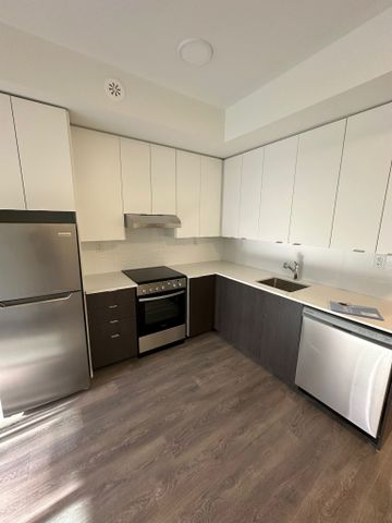 For Lease - 135 Canon Jackson Drive Unit# 111, Toronto, Ontario - Photo 2