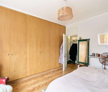 Lower Richmond Road, London - Photo 1