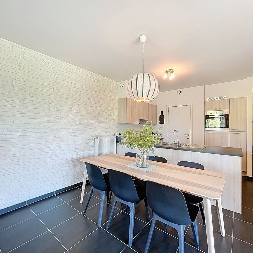 Appartement te huur in Zwijnaarde - Photo 1