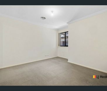 Spacious family home - Photo 5