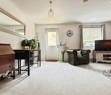 2 bedroom terraced house to rent - Photo 6