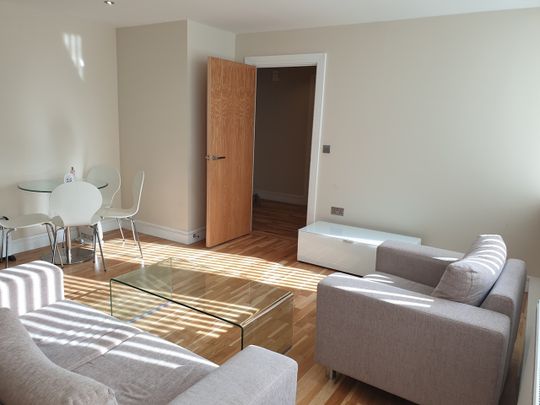 1 Bed Flat, Baldwin House, HA1 - Photo 1