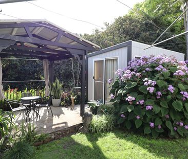DOWNSTAIRS FLAT IN QUIET LISMORE HEIGHTS STREET - Photo 6