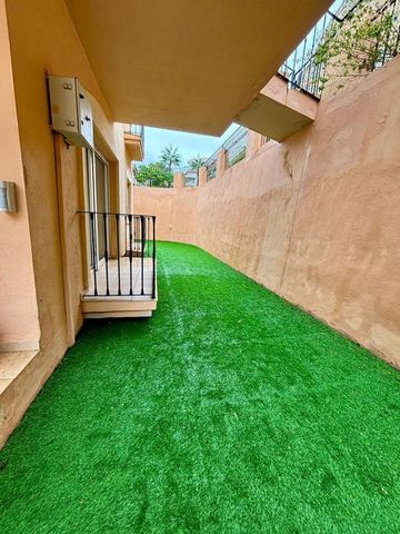 Luxury Apartment for rent in Nueva Andalucia, Andalusia - Photo 4