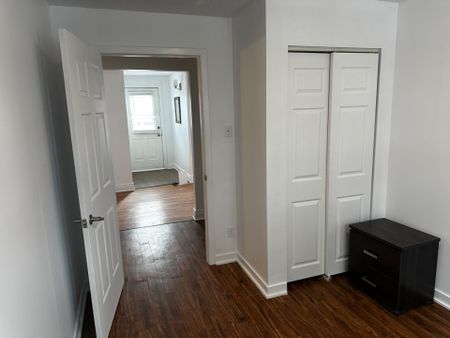 For Lease - 733 St Isidore Road Unit# 3, Casselman, Ontario - Photo 2