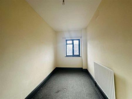 Tomkinson Road, Stockingford, CV10 - Photo 2