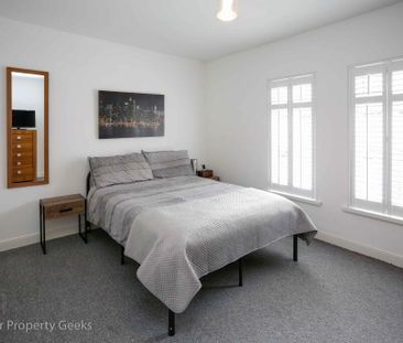 24 Melrose Avenue, Belfast, BT5 5JD - Photo 4
