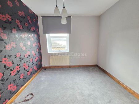 1 bedroom semi-detached house to rent - Photo 2