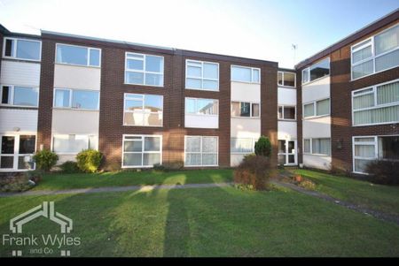 2 bedroom flat to rent - Photo 5