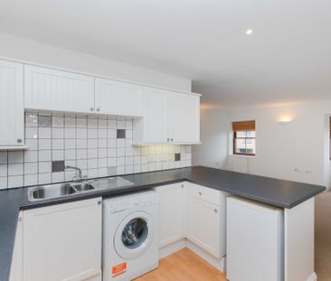 Whitehill Road, Crowborough, TN6 - Photo 2