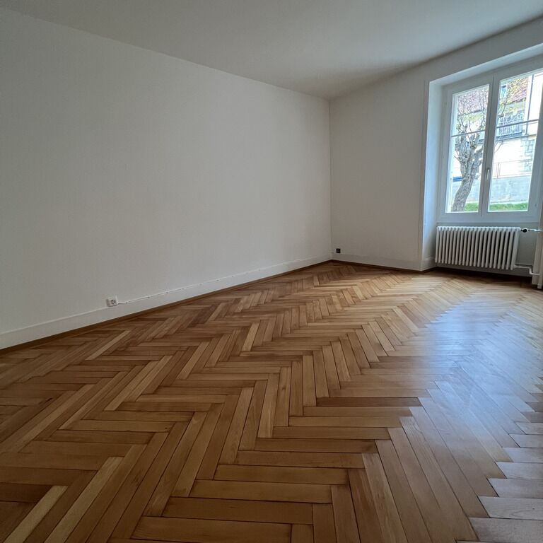 5 minutes from the center and its amenities - Photo 1