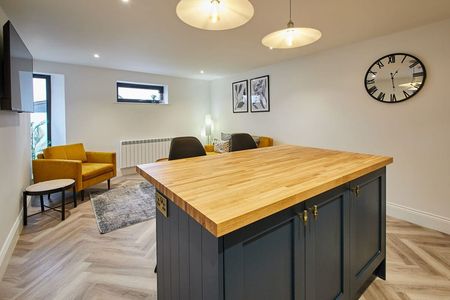 Flowergate - Photo 3