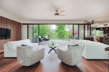 For Lease - 89 Kingsway Crescent, Toronto, Ontario - Photo 4