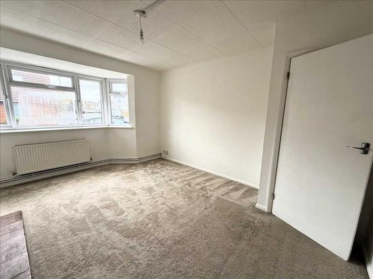 2 bedroom maisonette to rent - Photo 1