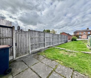 2 bedroom terraced house to rent - Photo 2