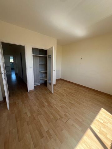 Location Appartement 4 pièces 94m² AMIENS 80080 - Photo 4