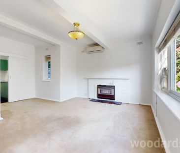 Stunning 1-Bedroom Apartment - Photo 3